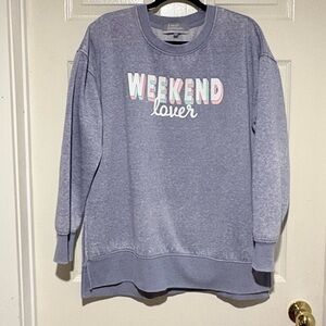 Sweatshirt.